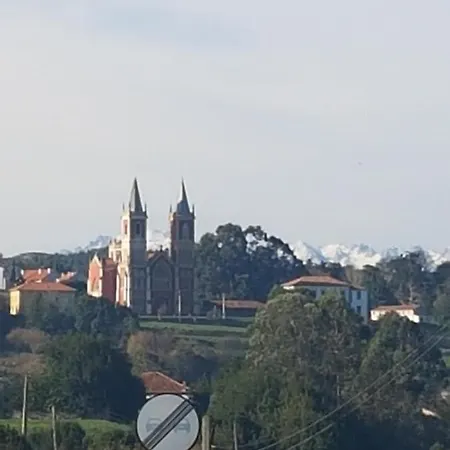 Gasthuis Camino Del Norte 4*